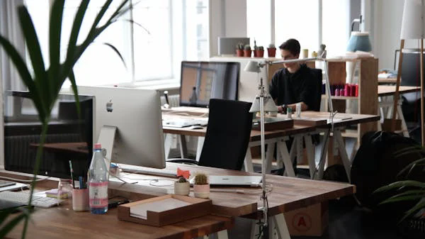 深圳企業(yè)為什么要搭建公司網(wǎng)站？對(duì)企業(yè)有什么幫助？